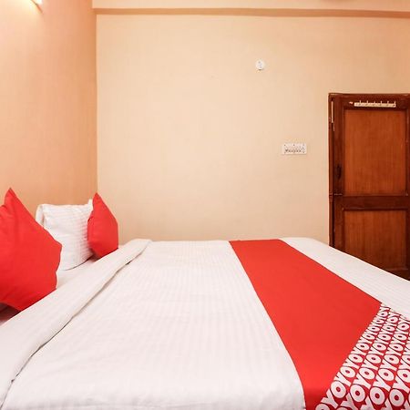 Oyo Hotel Apoorva Deluxe Джайпур Екстер'єр фото
